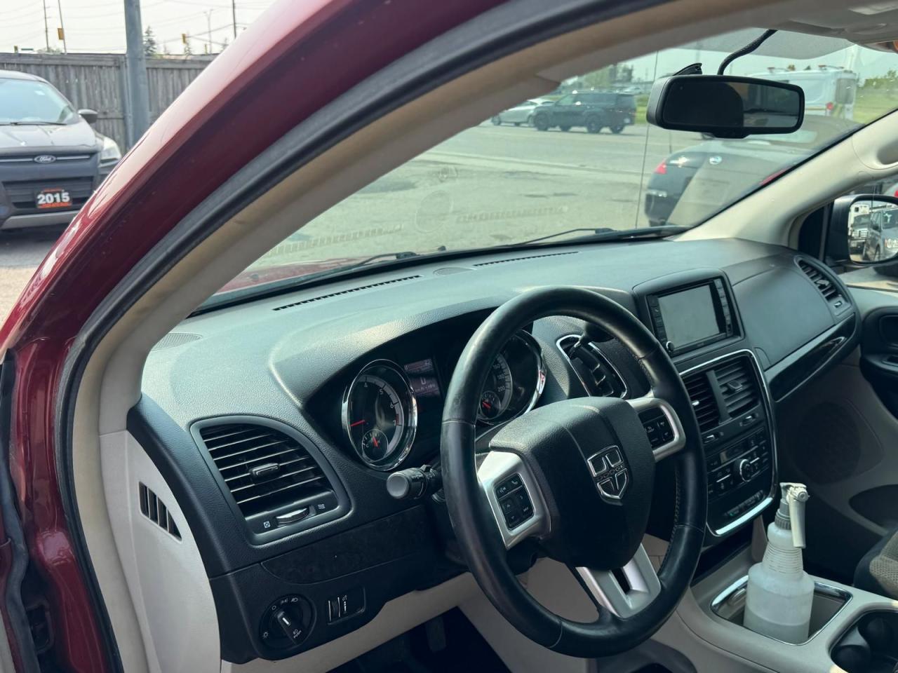 2016 Dodge Grand Caravan Crew - Photo #8