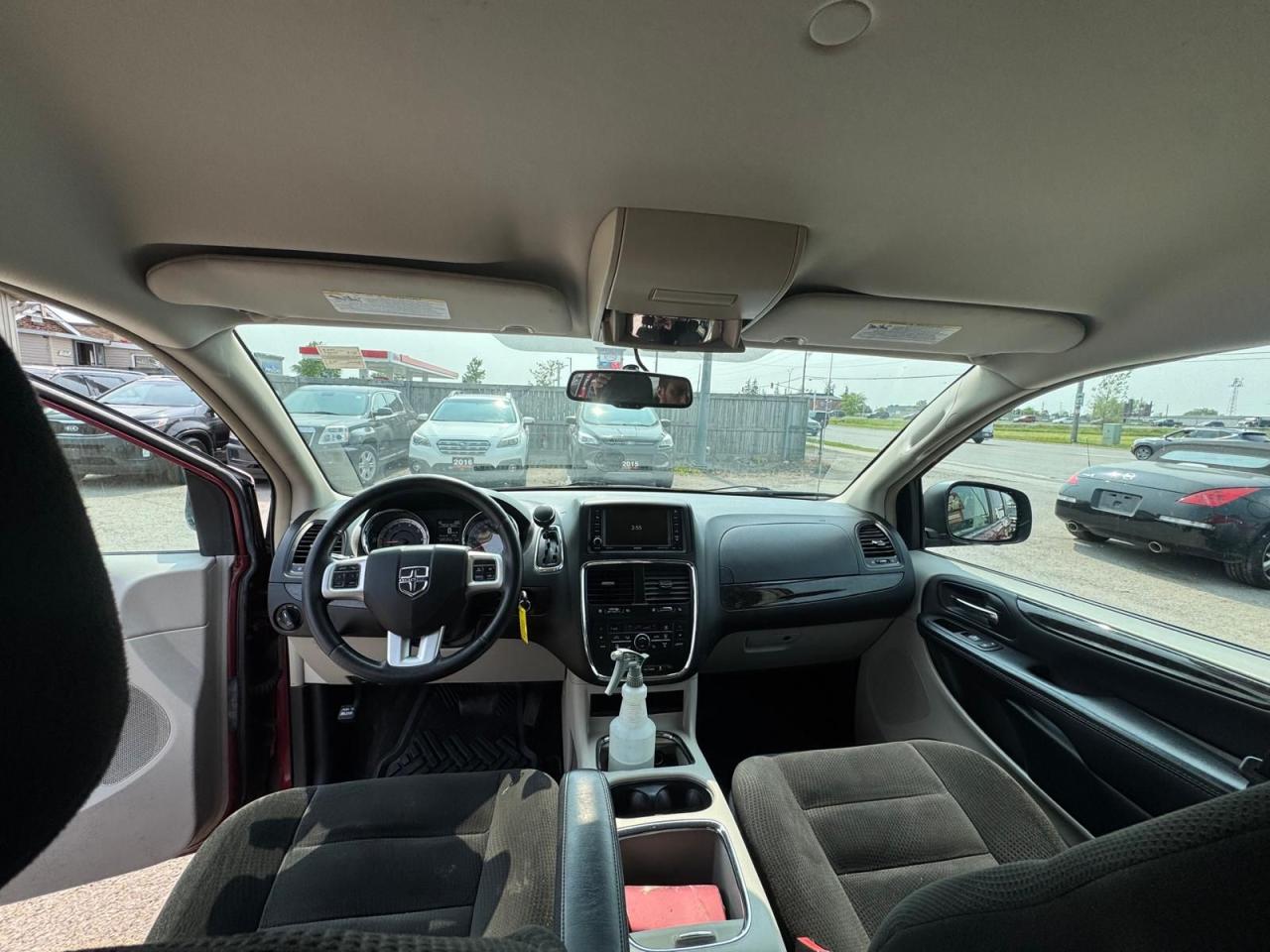 2016 Dodge Grand Caravan Crew - Photo #15