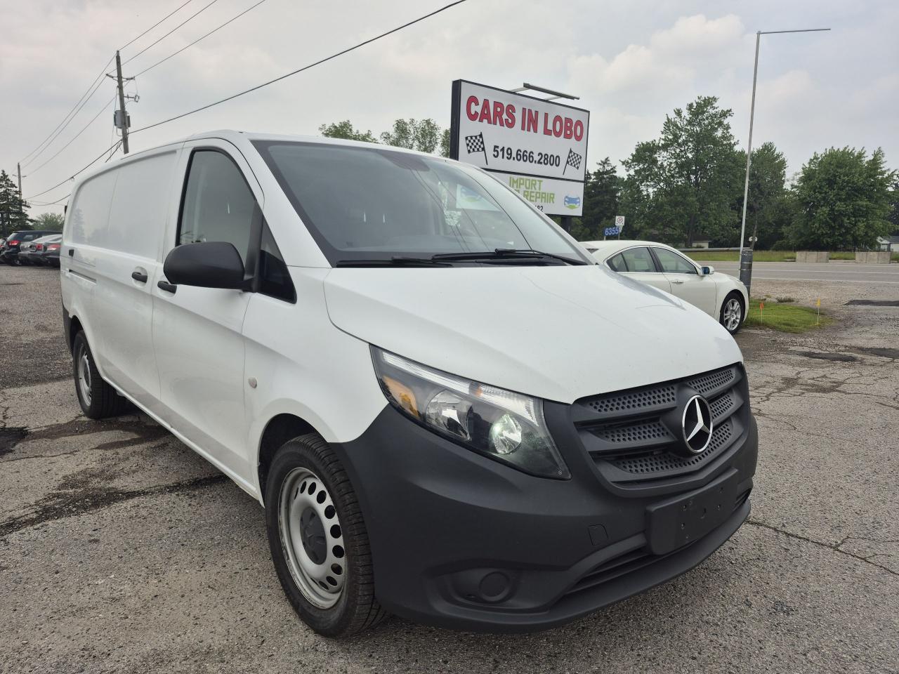 2019 Mercedes-Benz Metris Cargo Van Photo19