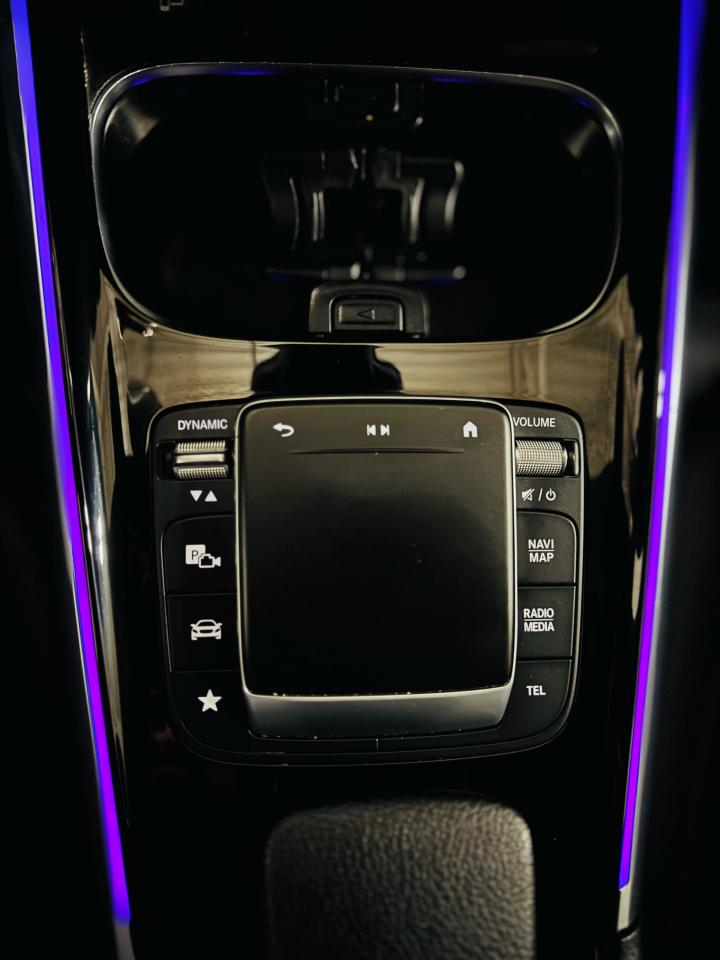 2021 Mercedes-Benz GLB GLB 250 | AMG PACKAGE| 7 SEATER - Photo #17