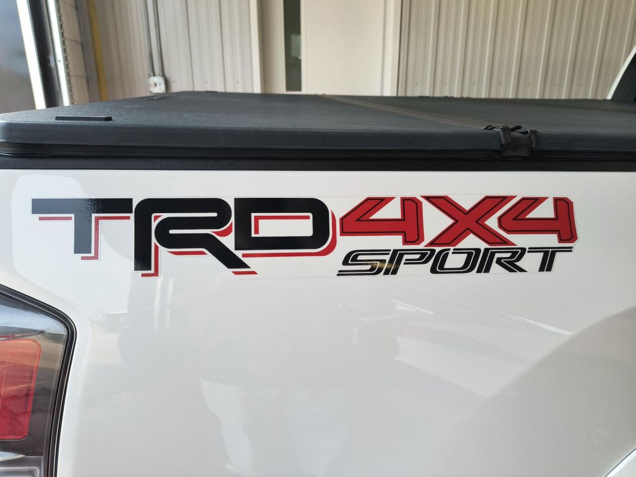 2020 Toyota Tacoma TRD SPORT 4X4 Photo