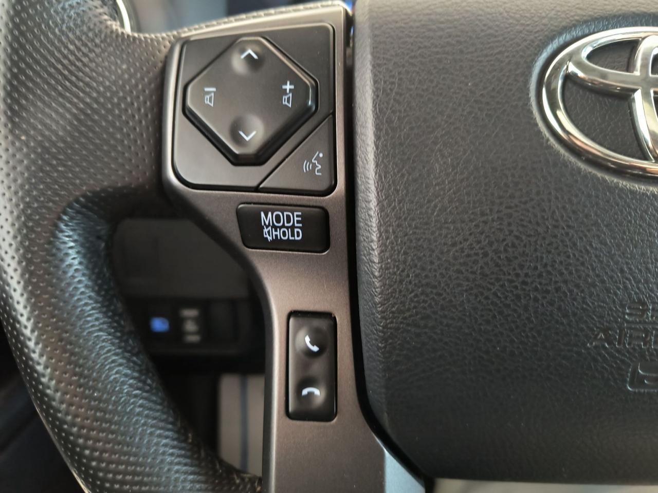 2020 Toyota Tacoma TRD SPORT 4X4 Photo