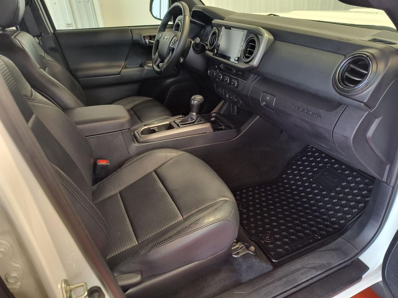2020 Toyota Tacoma TRD SPORT 4X4 Photo