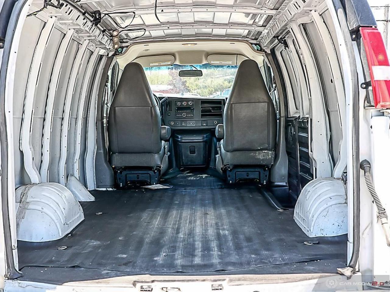 2021 GMC Savana Cargo Van G2500 Photo