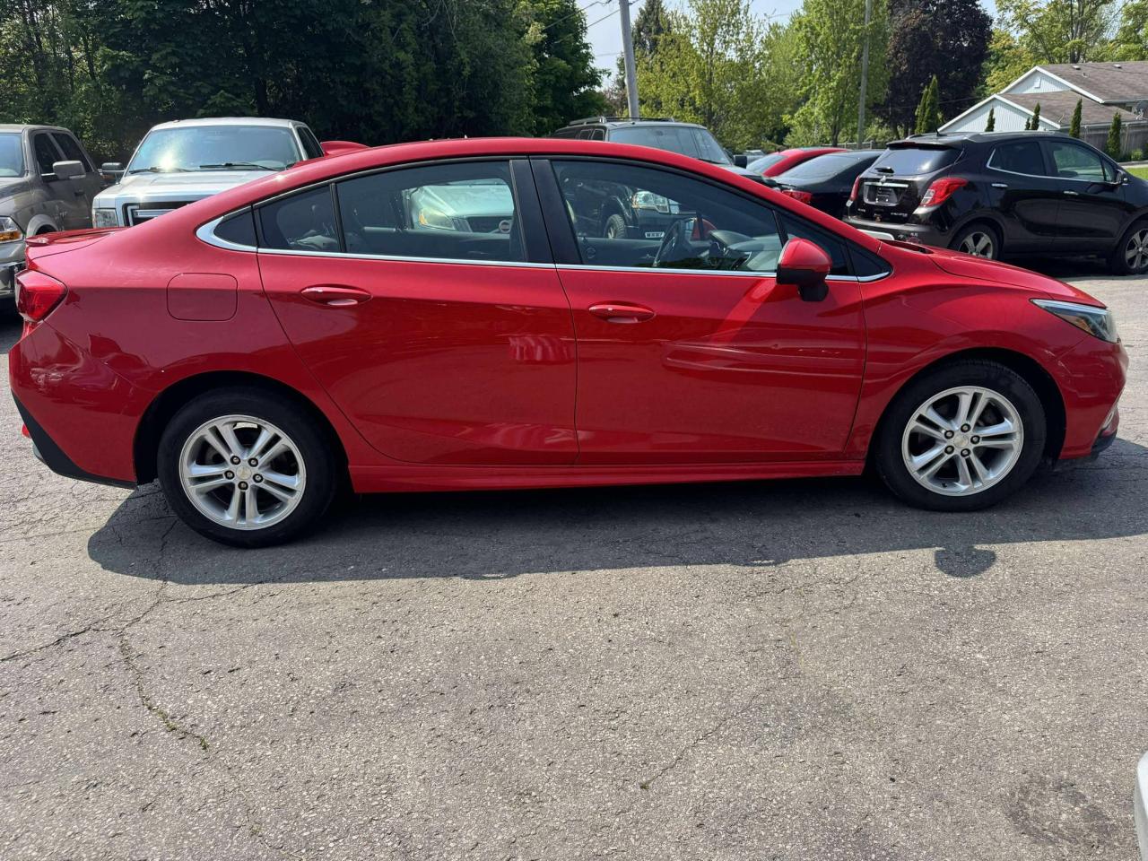 2018 Chevrolet Cruze LT - Photo #4