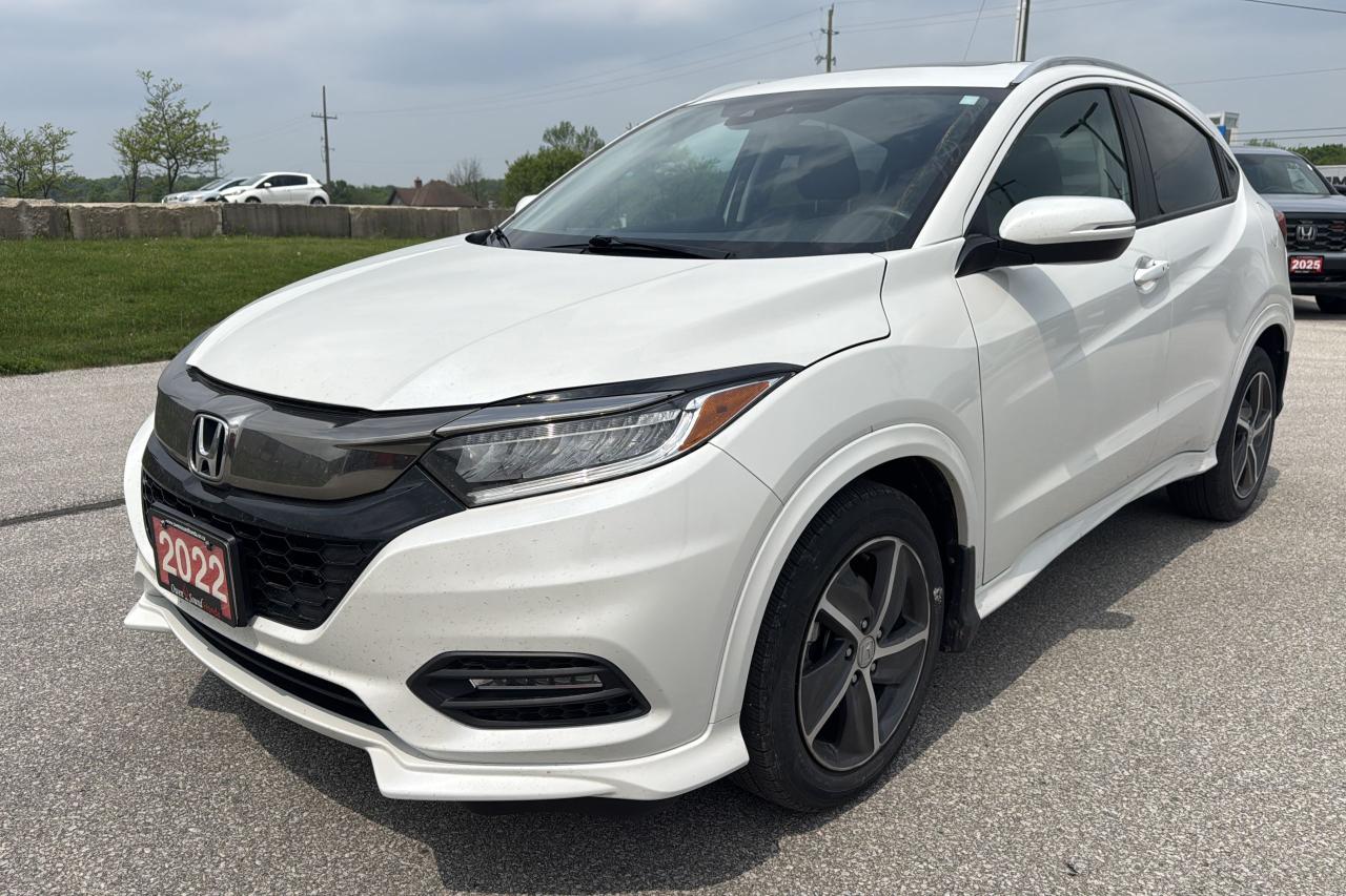 2022 Honda HR-V Touring Photo0