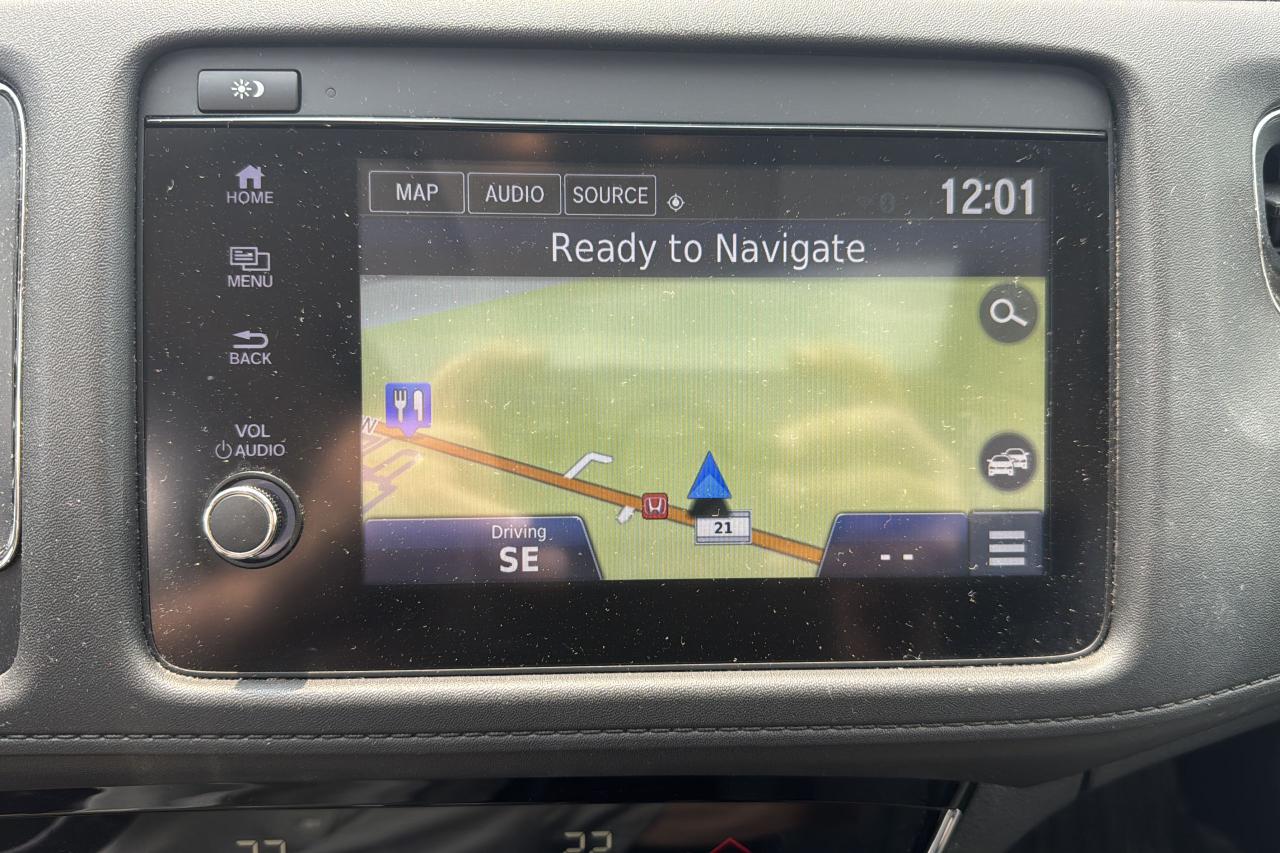 2022 Honda HR-V Touring Photo