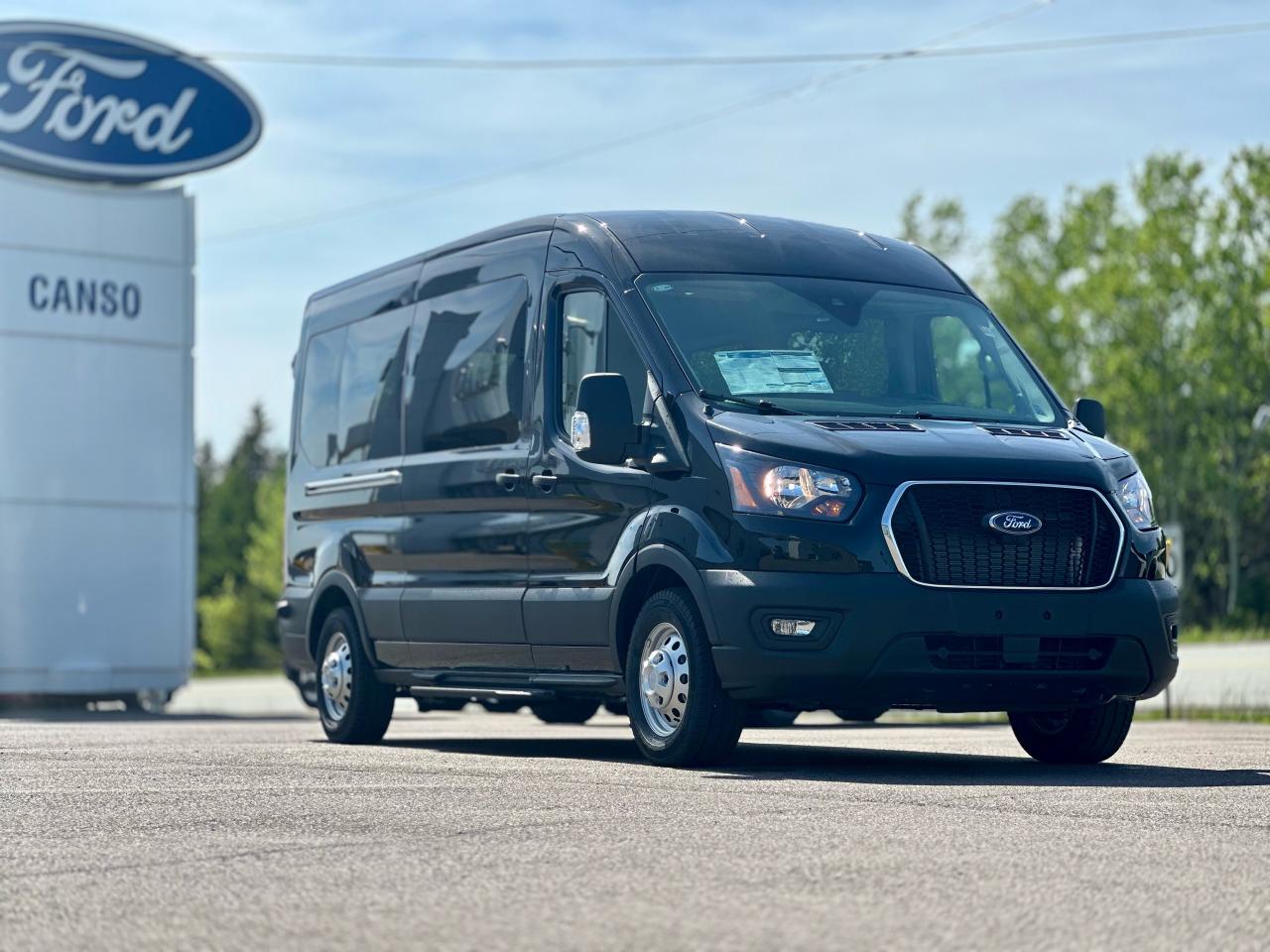 2025 Ford Transit Passenger Wagon T-350 148" MED ROOF XL AWD Photo5