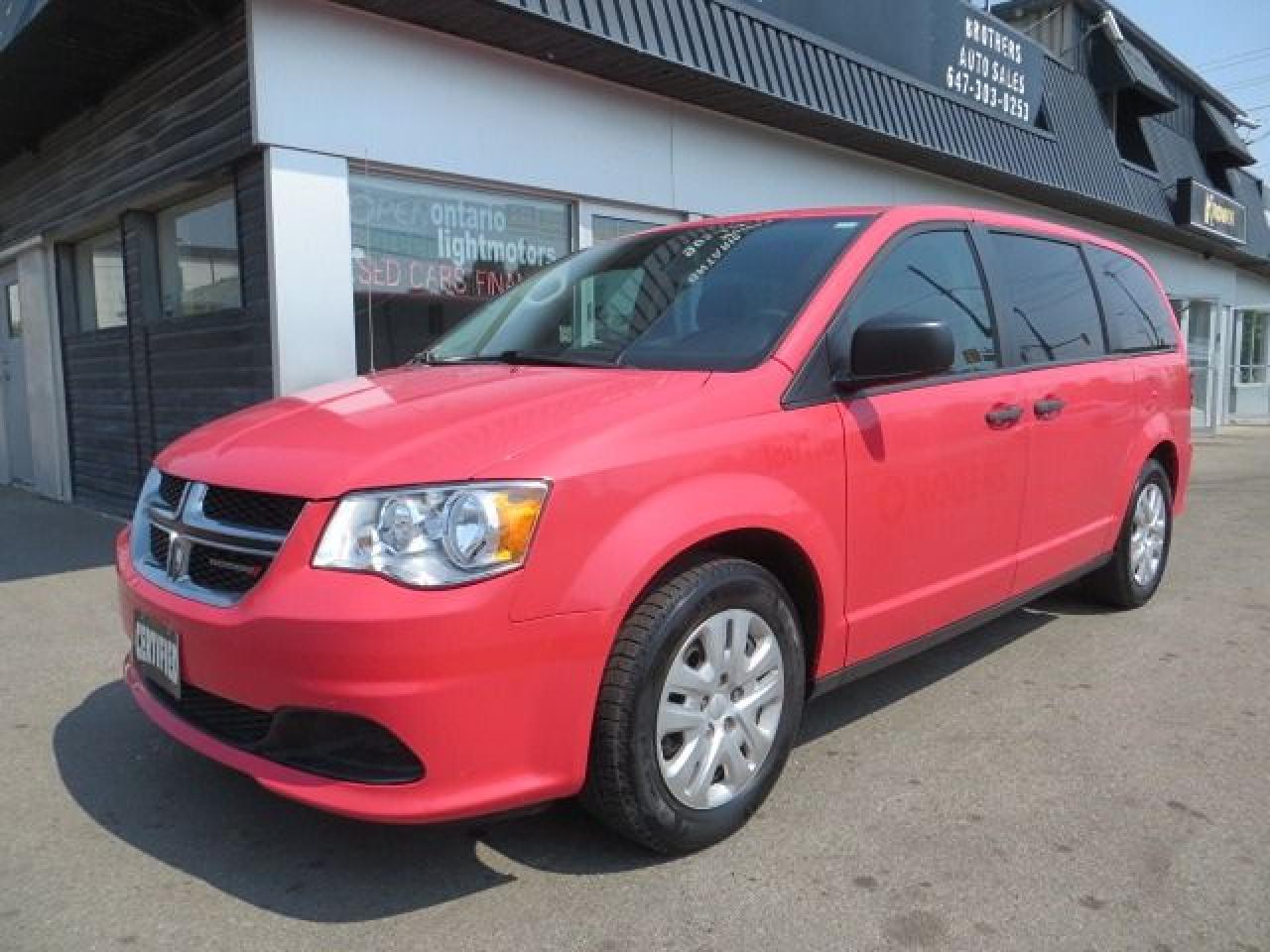 2018 Dodge Grand Caravan CERTIFIED, ONLY 64,000KM, 7 PASSENGERS - Photo #2