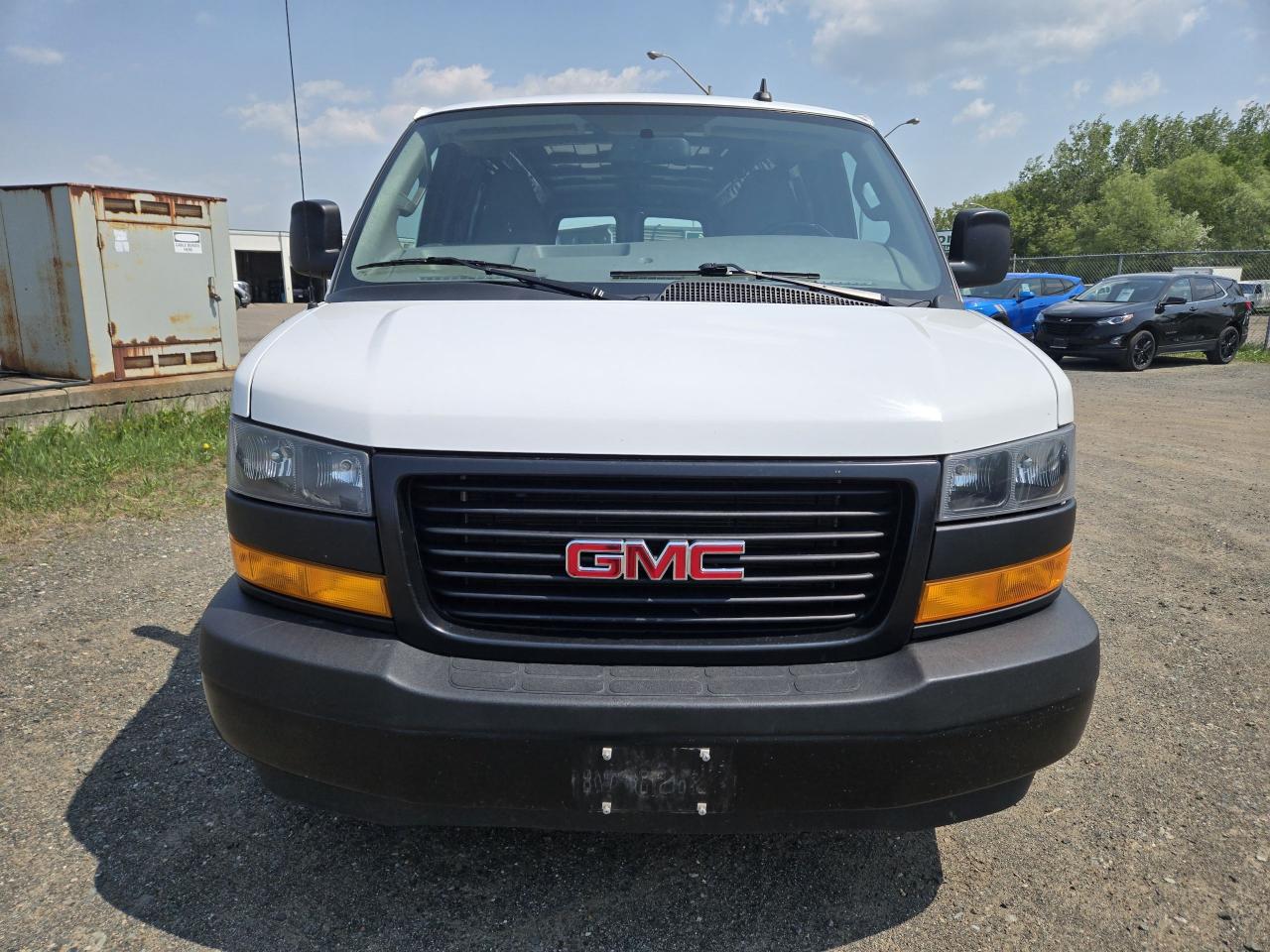 2020 GMC Savana Cargo Van  - Photo #2
