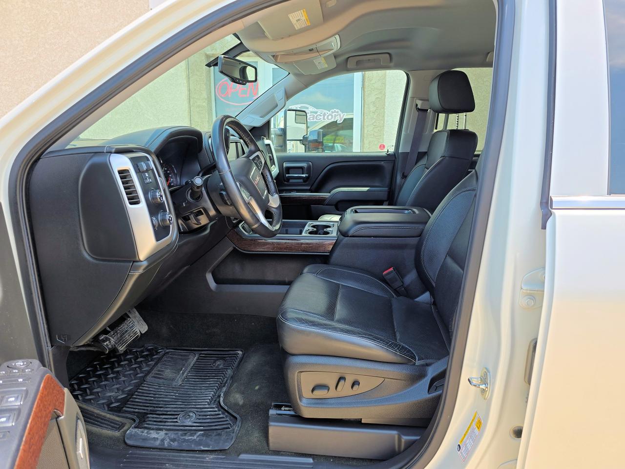 2015 GMC Sierra 1500 SLT - Photo #6