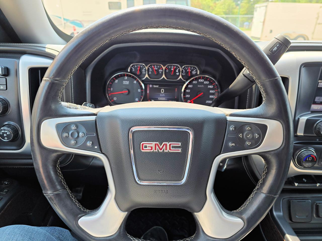 2015 GMC Sierra 1500 SLT - Photo #11