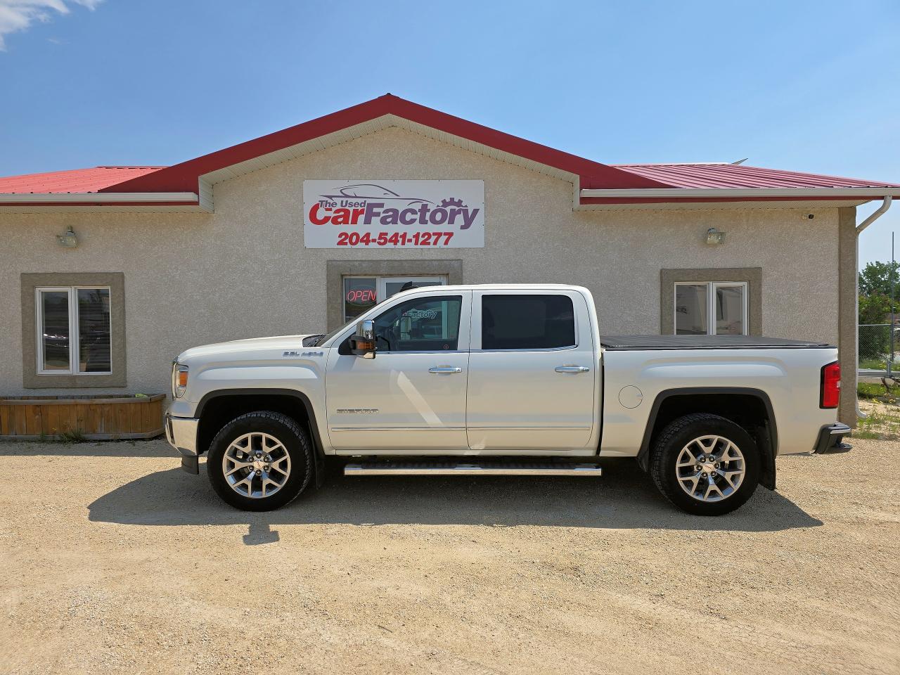 Used 2015 GMC Sierra 1500 SLT for sale in Oakbank, MB
