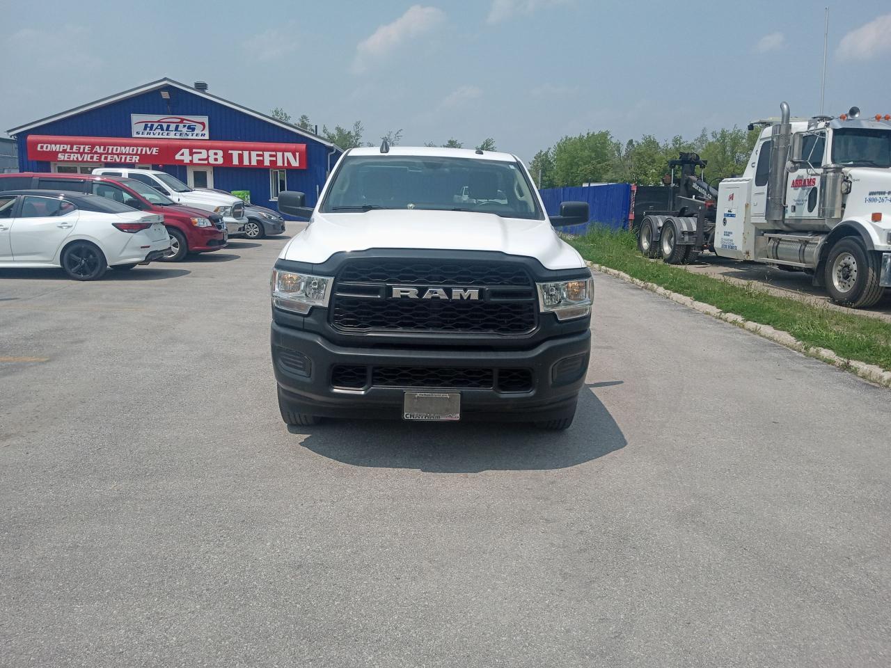 2020 RAM 2500 Tradesman - Photo #2