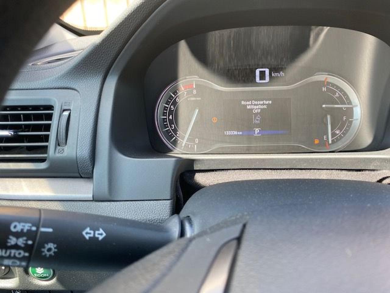 2017 Honda Ridgeline LX - Photo #10