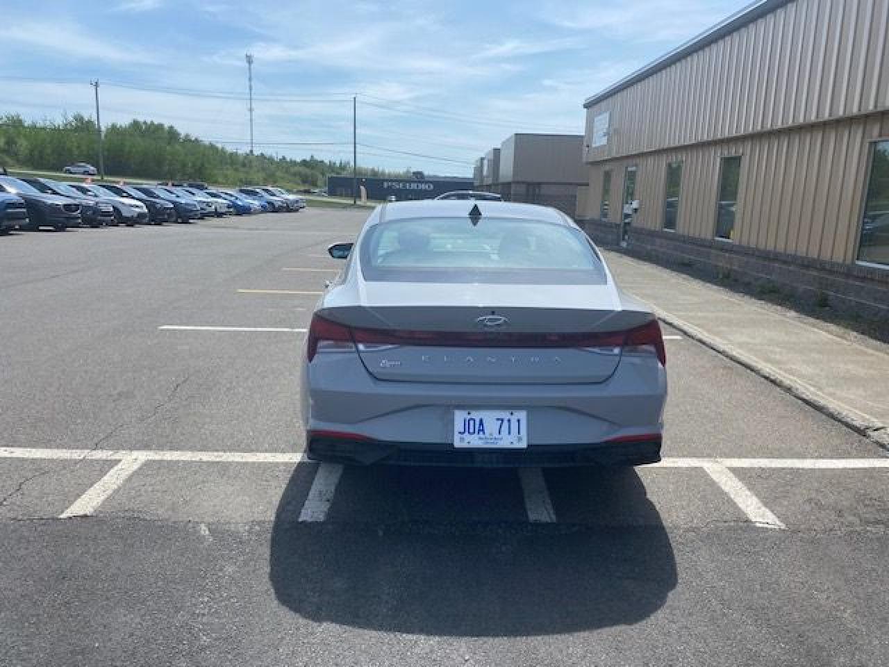 2021 Hyundai Elantra Essential - Photo #6