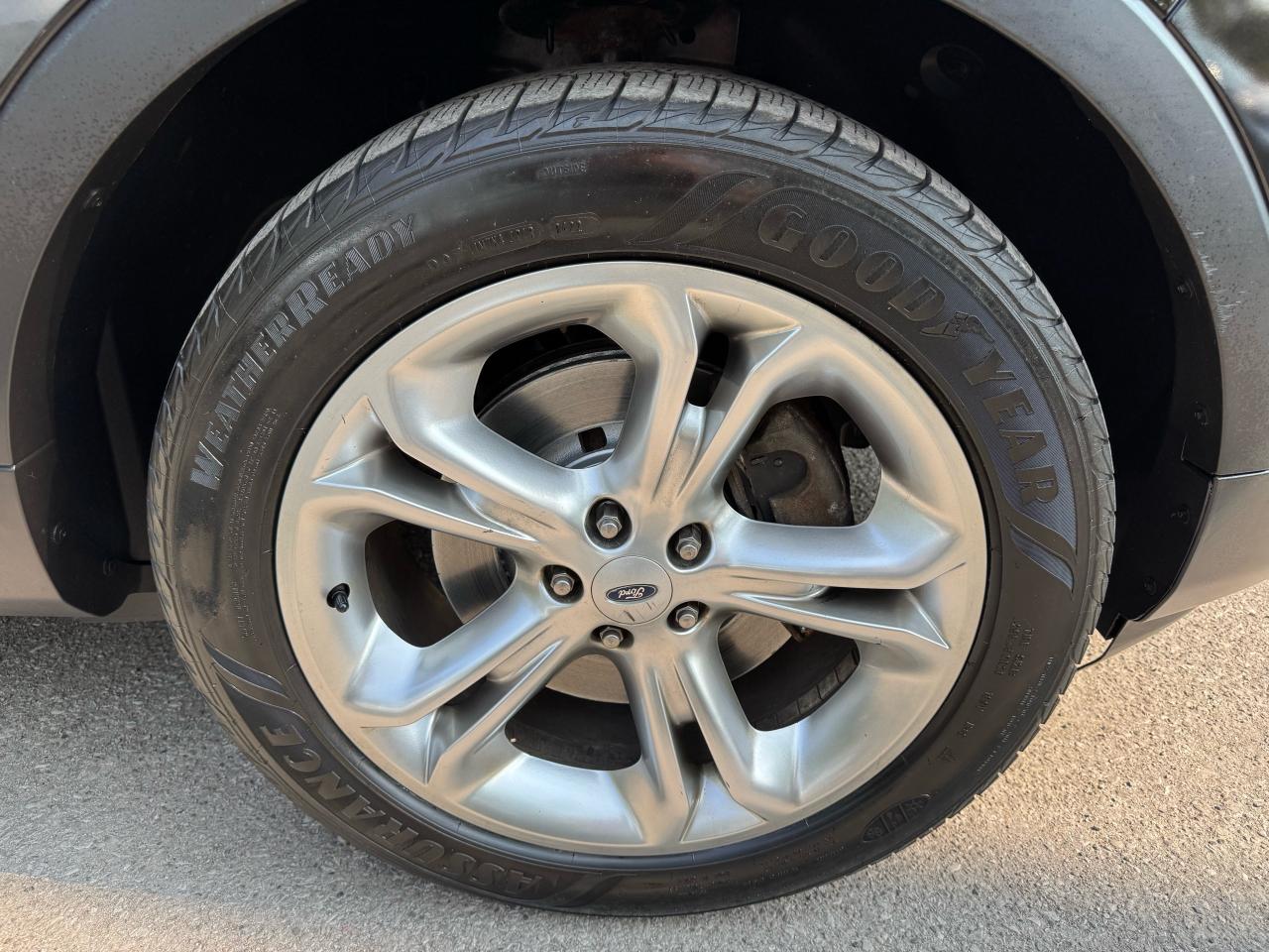2014 Ford Explorer LIMITED - Photo #19