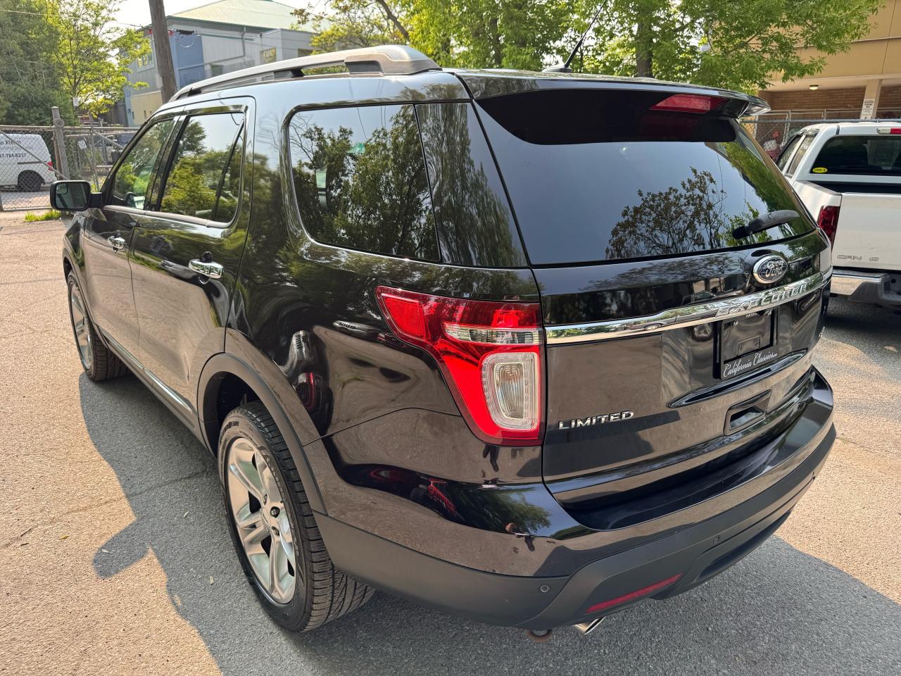 2014 Ford Explorer LIMITED - Photo #3