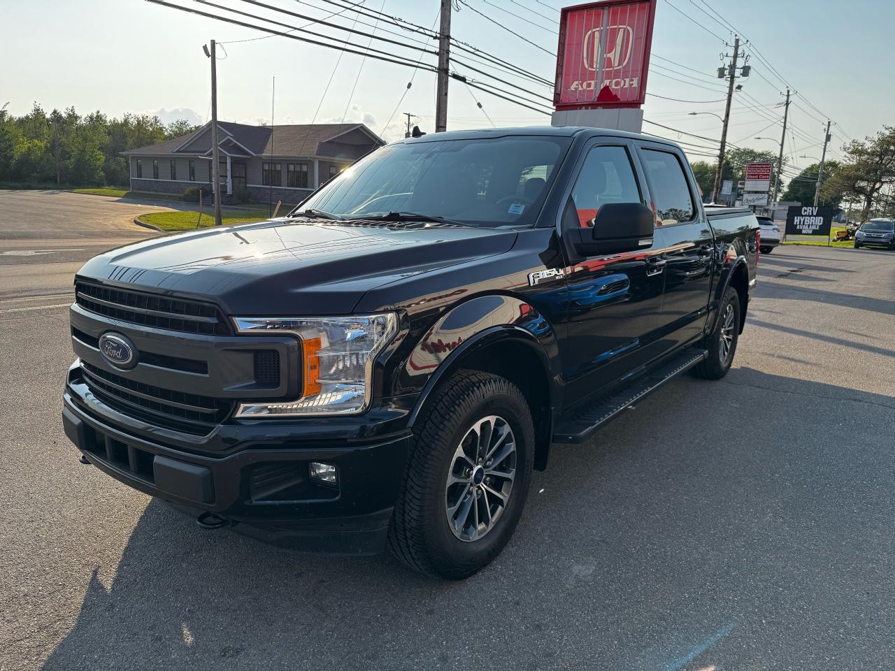 2020 Ford F-150 XLT Photo3