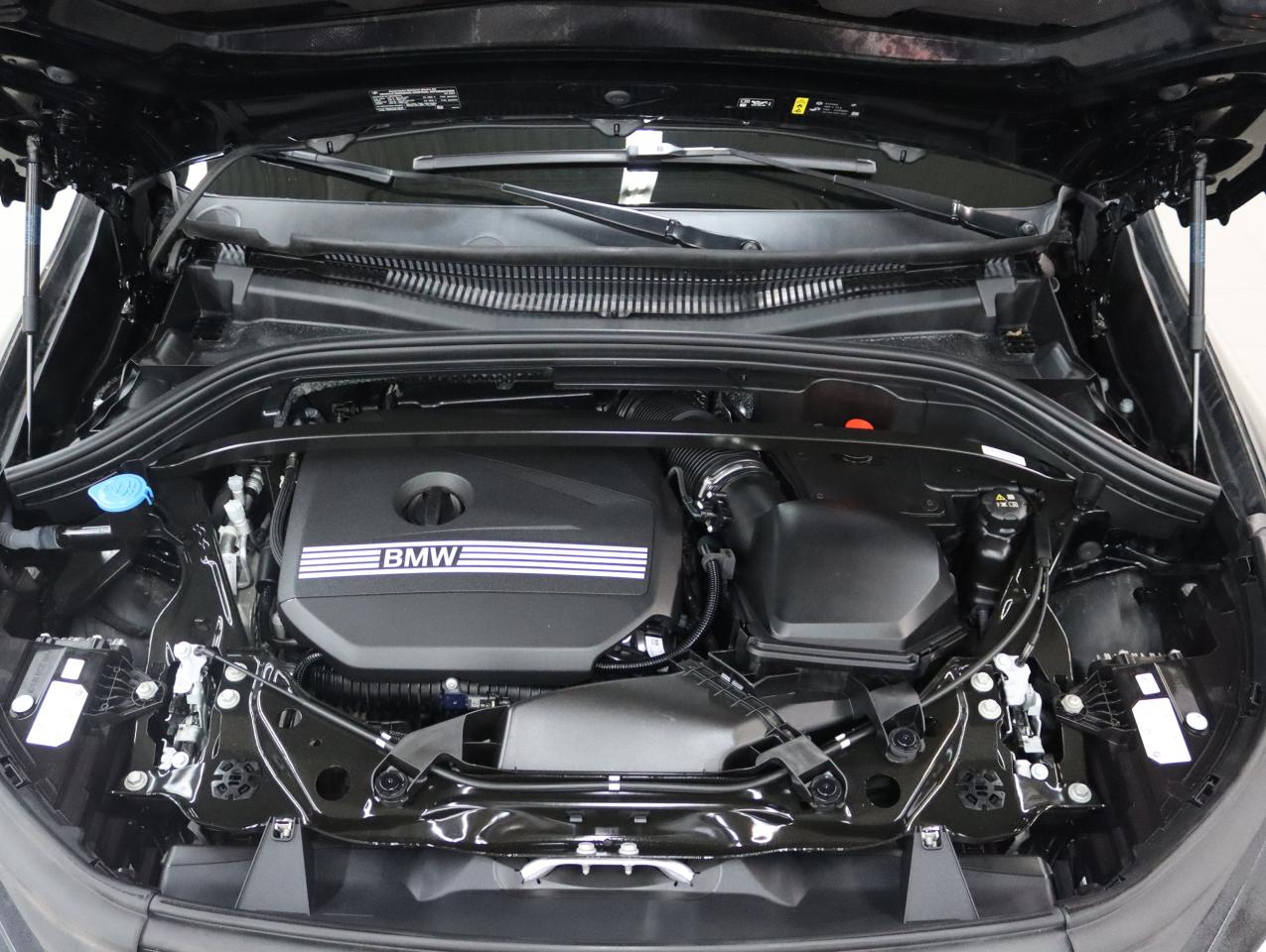 2023 BMW X1 xDrive28i | Nav | Leather | Pano roof | CarPlay