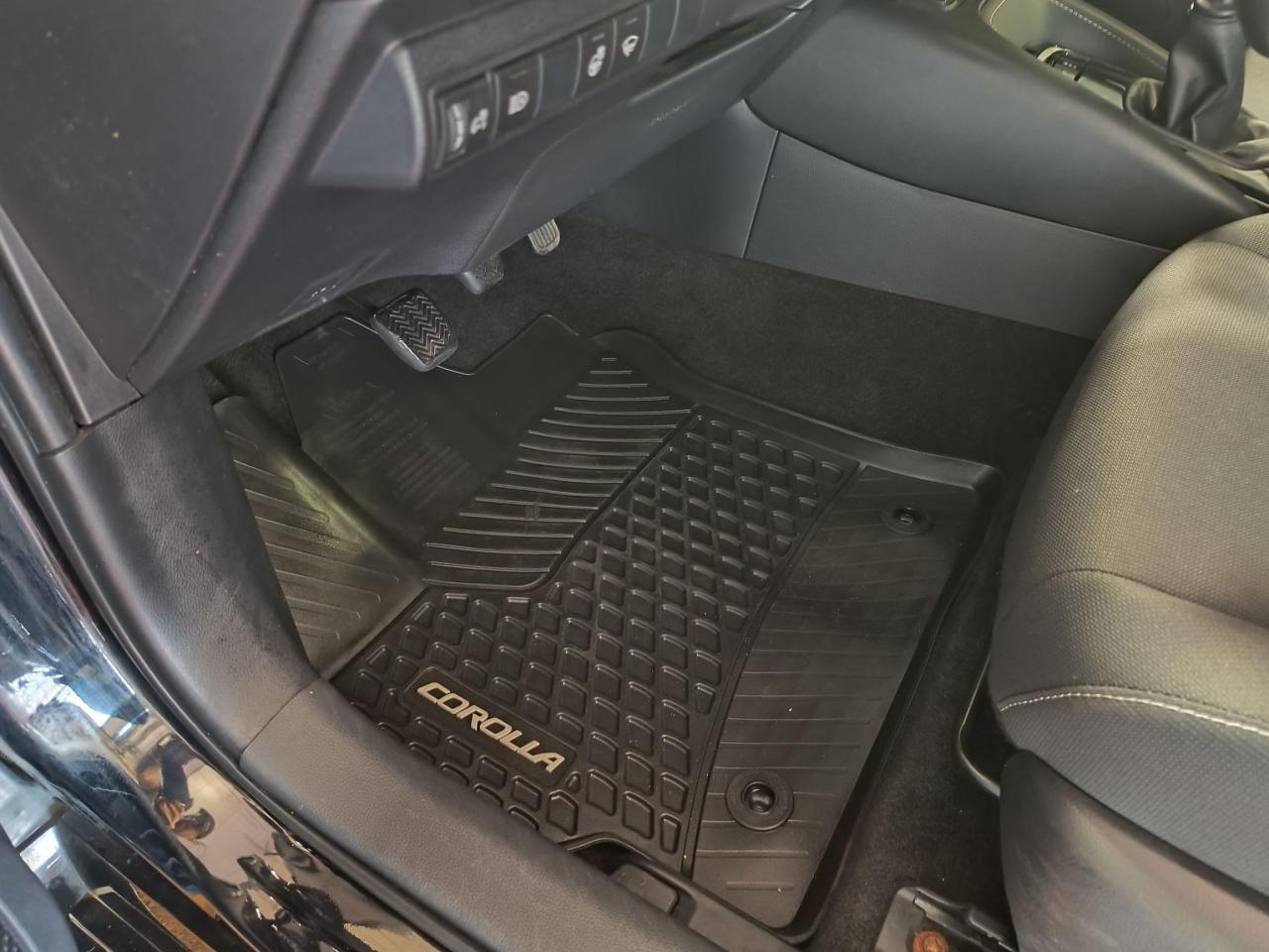 2021 Toyota Corolla L Photo