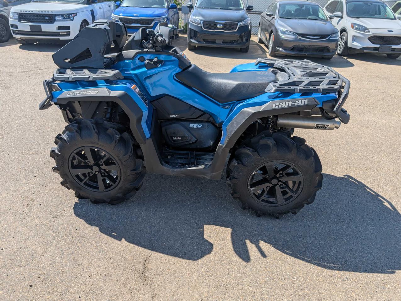 2023 Can-Am Outlander 850 XT  - Photo #2
