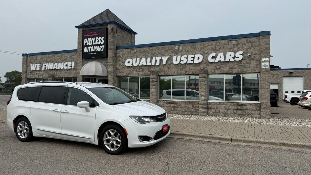 Used 2018 Chrysler Pacifica Touring-L Plus for sale in Sarnia, ON