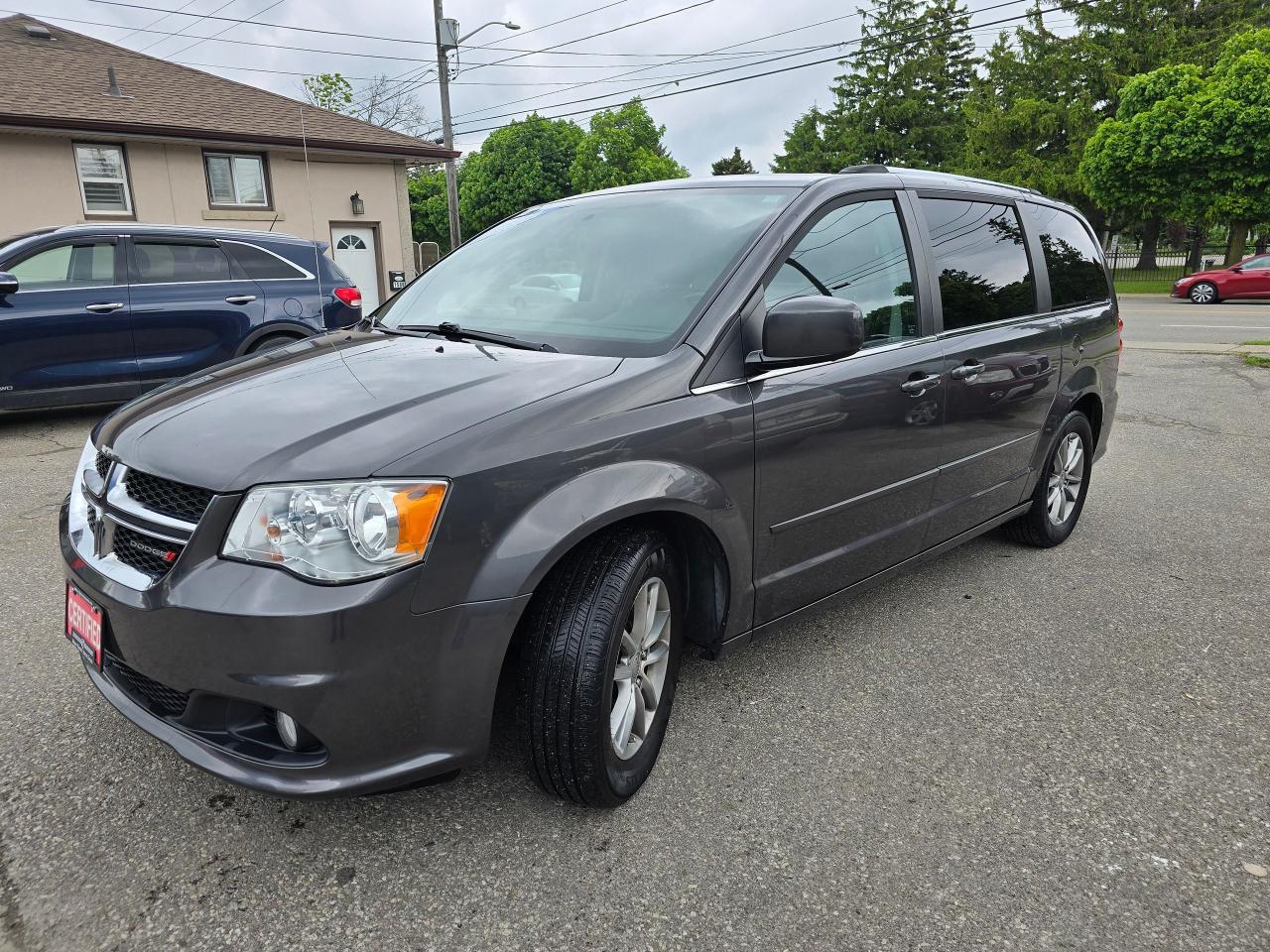 Used 2015 Dodge Grand Caravan SXT Premium Plus for sale in Brantford, ON