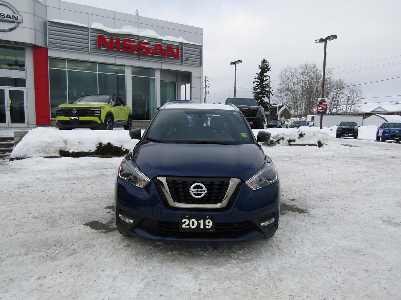 2019 Nissan Kicks SR Photo