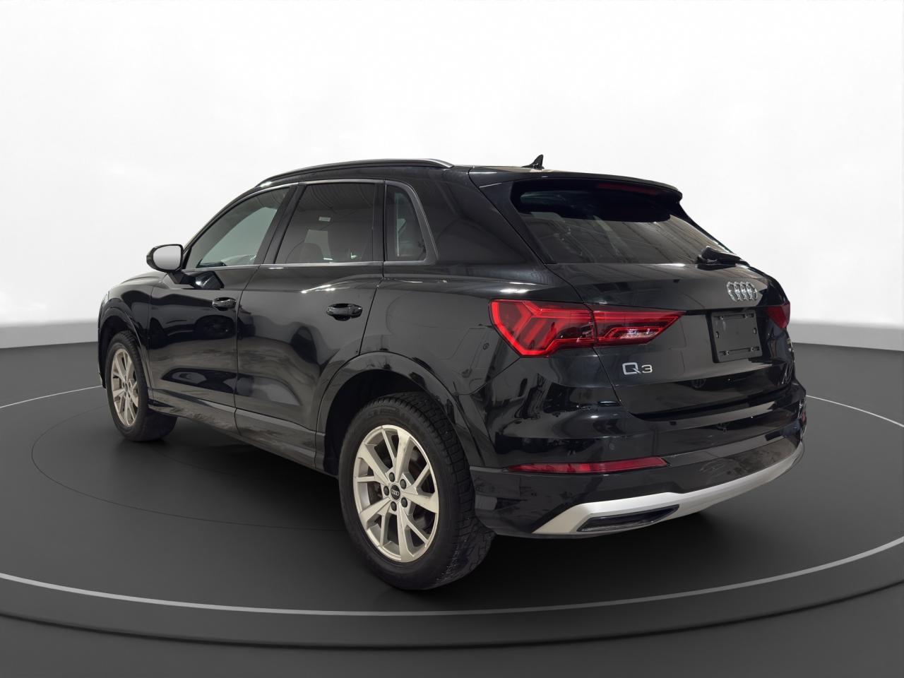 2021 Audi Q3 Komfort Photo4