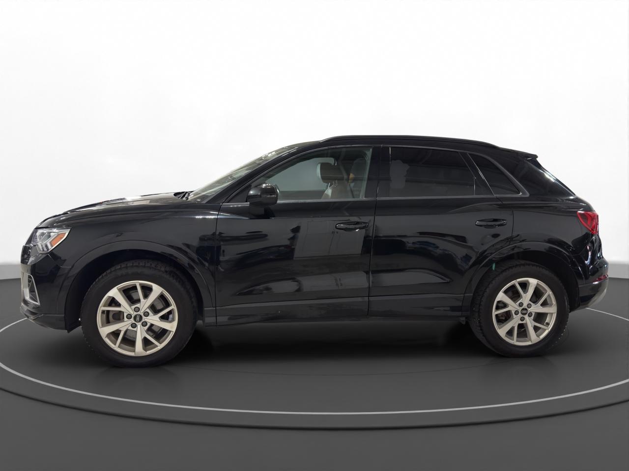 2021 Audi Q3 Komfort Photo3