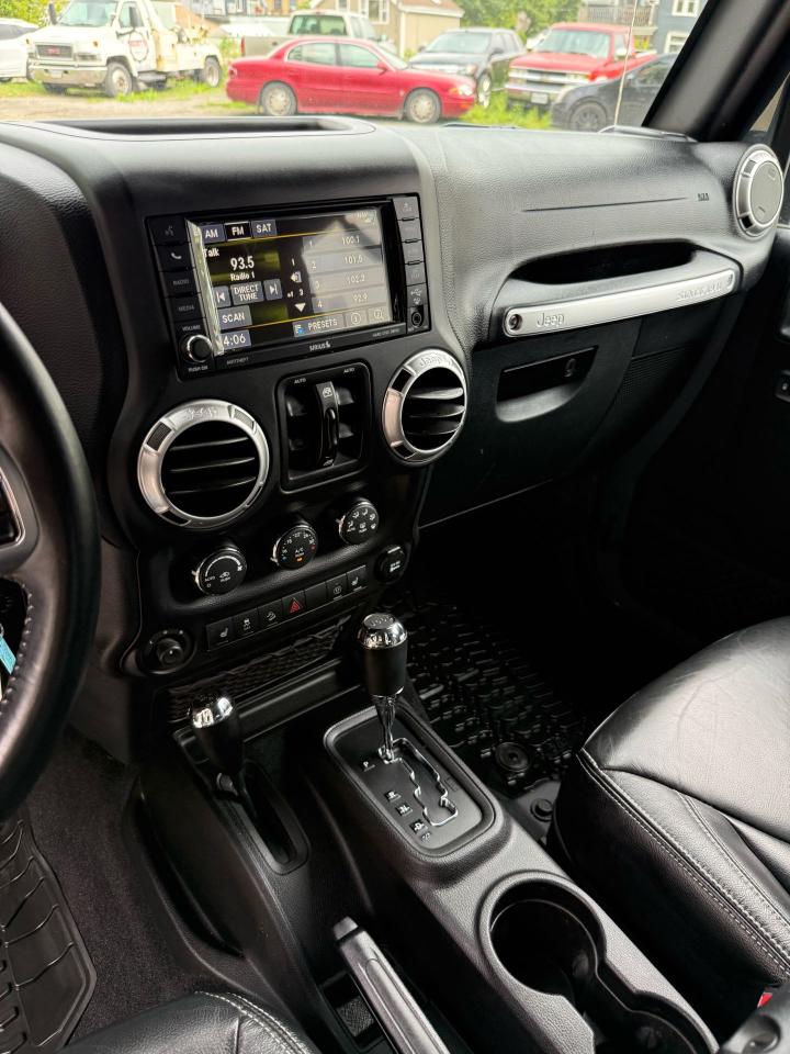 2015 Jeep Wrangler RUBICON - Photo #3