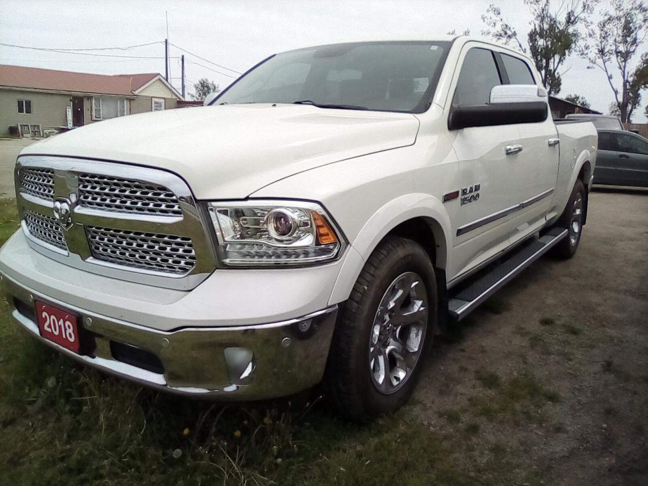 Used 2018 RAM 1500 Laramie Crew Cab LWB 4WD for sale in Leamington, ON