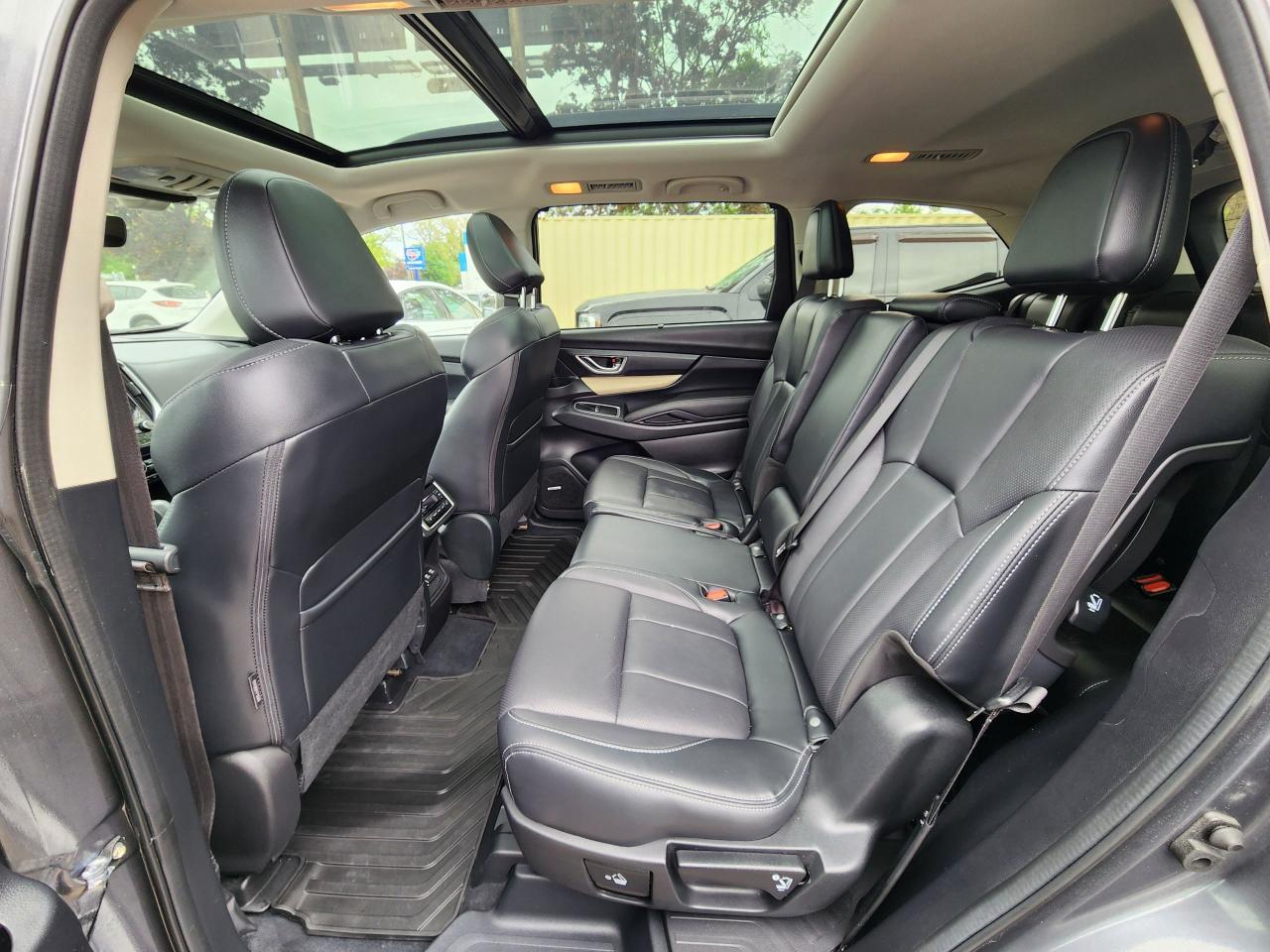 2021 Subaru ASCENT Limited l Clean Carfax l No Accidents l 7 Seater - Photo #12