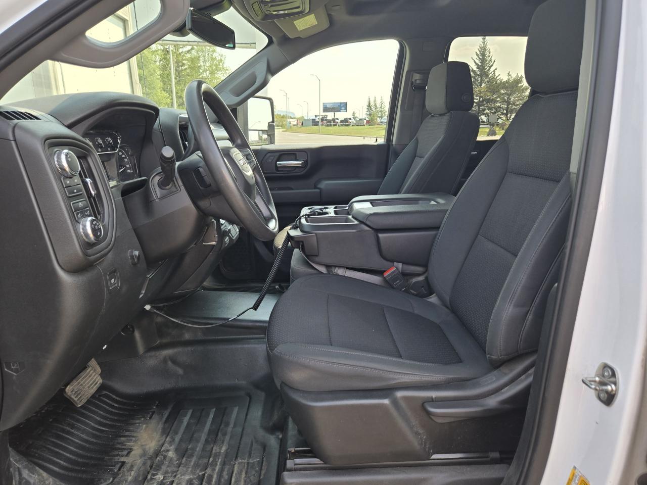 2023 GMC Sierra 2500 PRO - Photo #12