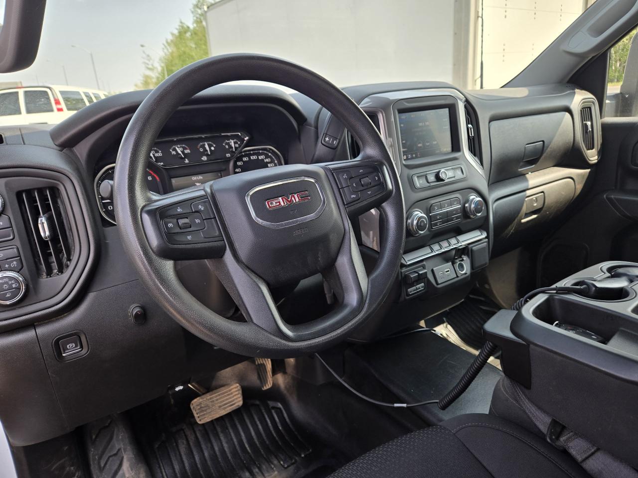 2023 GMC Sierra 2500 PRO - Photo #13