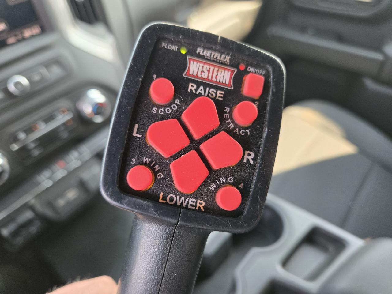 2023 GMC Sierra 2500 PRO - Photo #18
