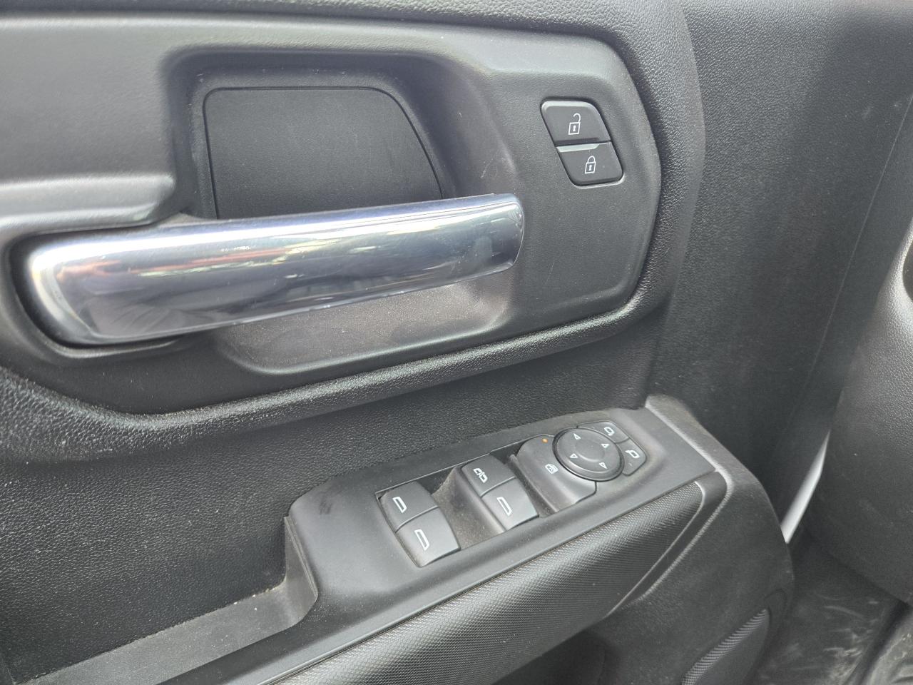 2023 GMC Sierra 2500 PRO - Photo #22