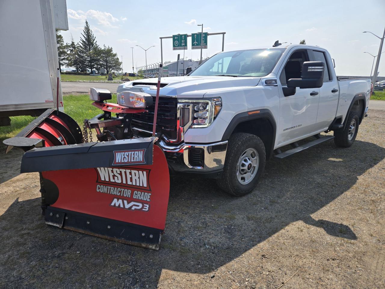 Used 2023 GMC Sierra 2500 PRO for sale in Thunder Bay, ON