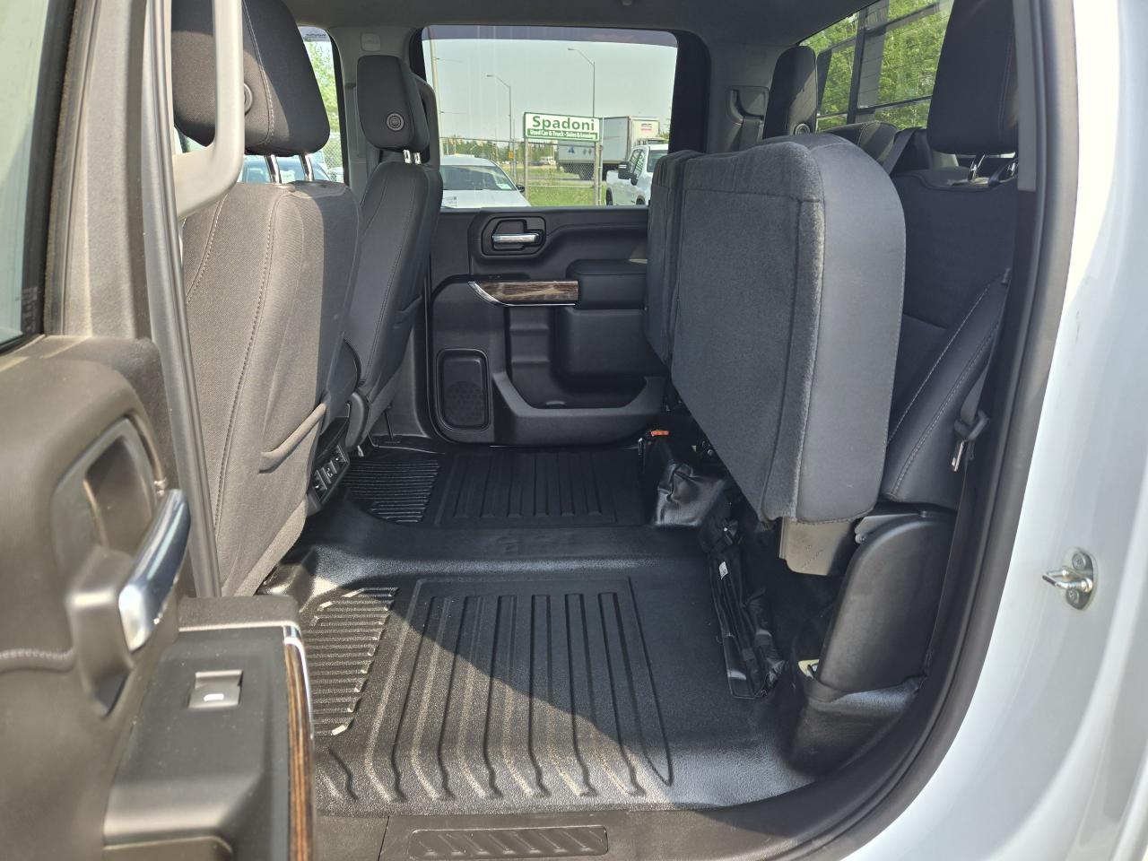 2023 GMC Sierra 3500 SLE - Photo #13