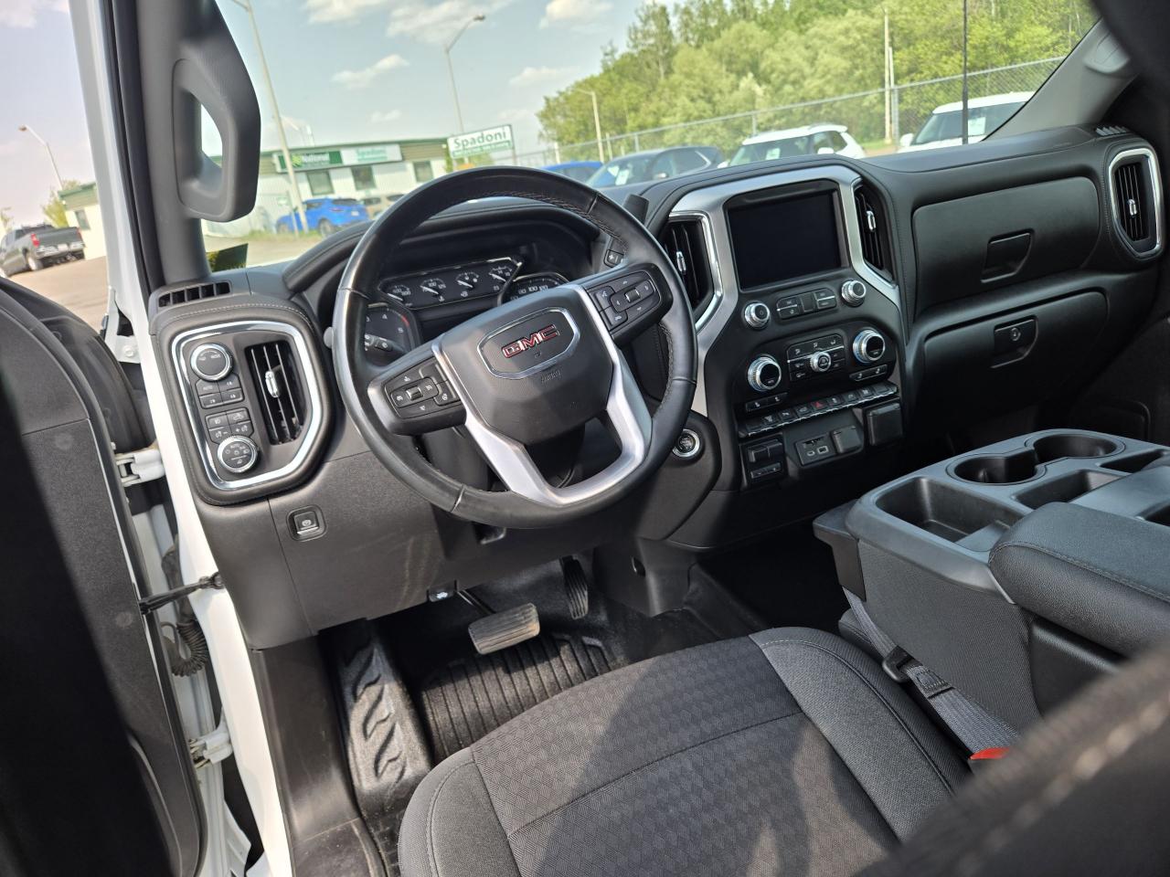 2023 GMC Sierra 3500 SLE - Photo #15