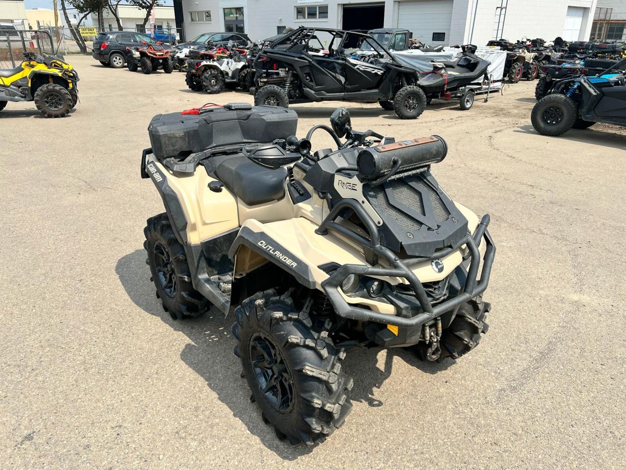 2022 Can-Am Outlander 850 XMR   - Photo #6