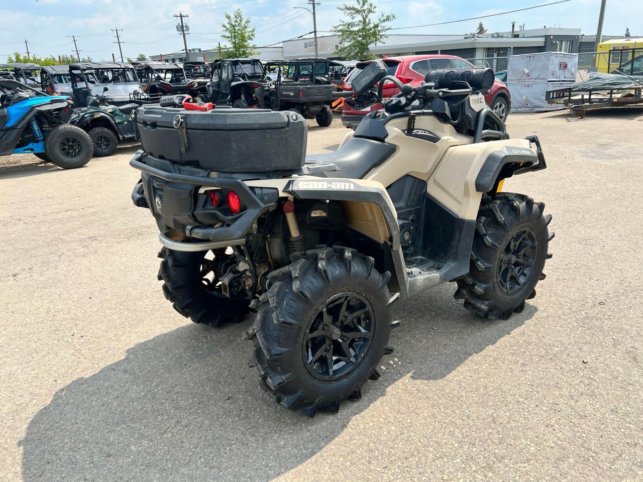 2022 Can-Am Outlander 850 XMR   - Photo #5