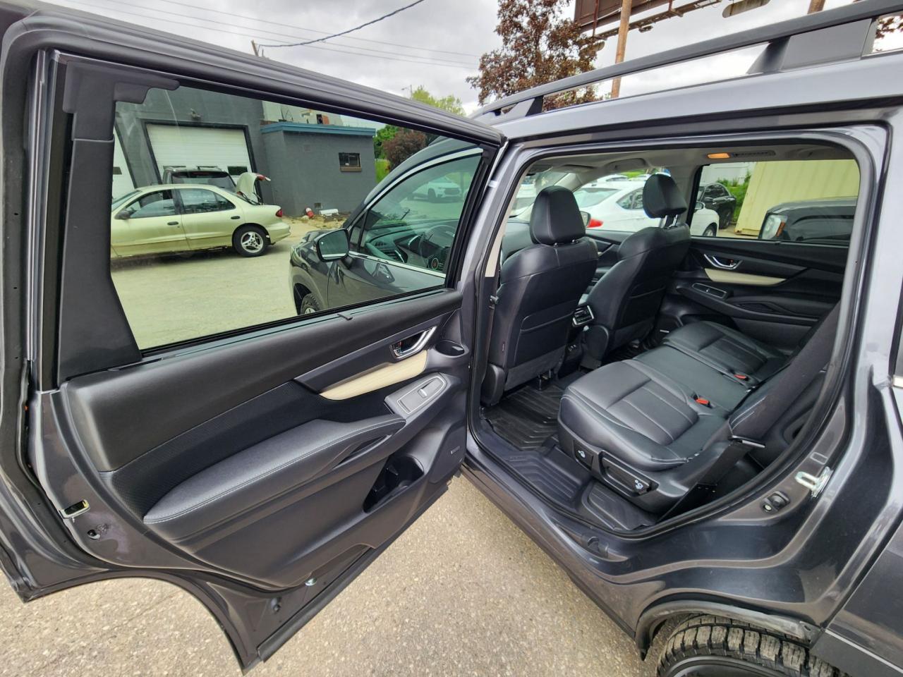 2021 Subaru ASCENT Limited l Clean Carfax l No Accidents l 7 Seater