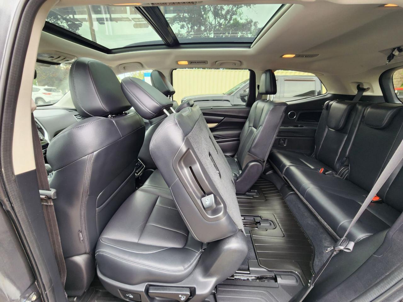 2021 Subaru ASCENT Limited l Clean Carfax l No Accidents l 7 Seater