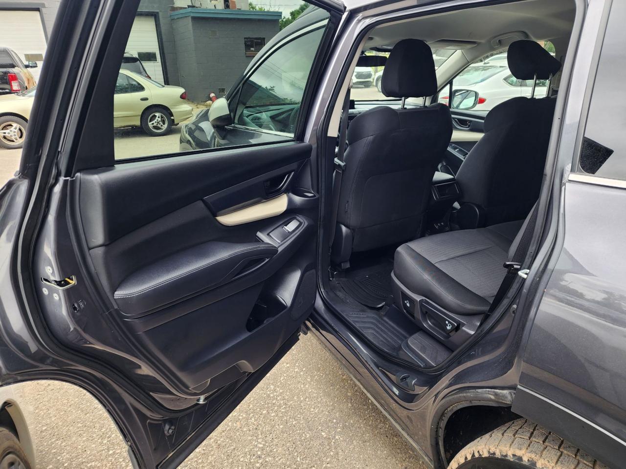 2022 Subaru ASCENT Convenience l 7 Seater l Nav l