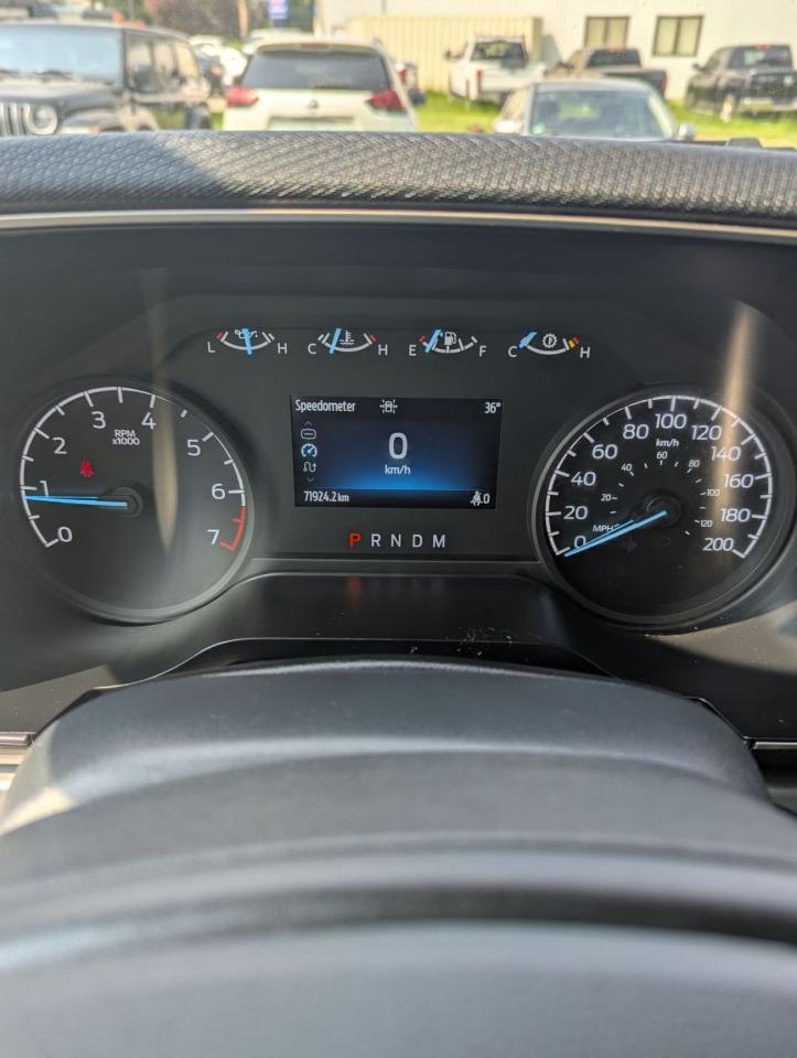 2023 Ford F-150 XLT l CrewCab l 3.5L l Mint Condition
