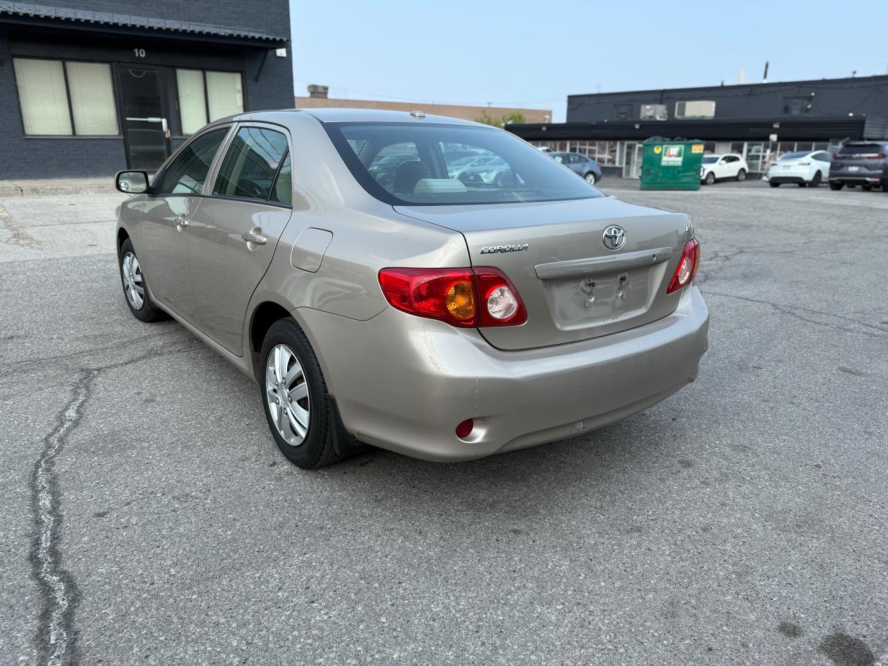 2009 Toyota Corolla CE - Photo #5