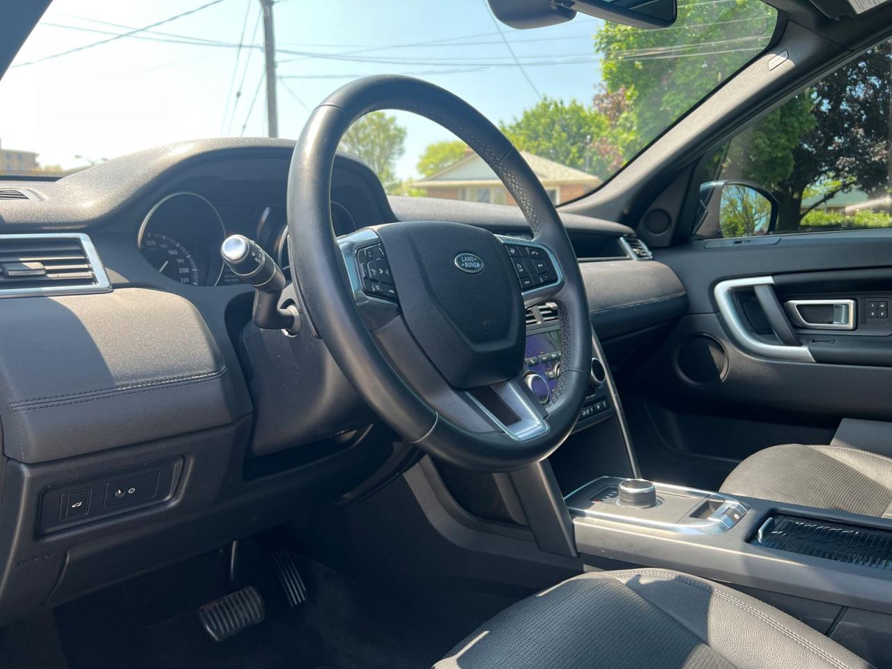 2019 Land Rover Discovery Sport HSE - Photo #12