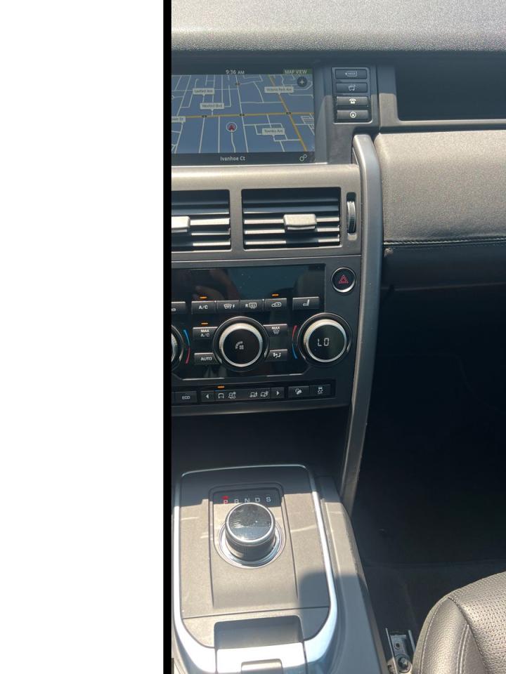2019 Land Rover Discovery Sport HSE - Photo #16